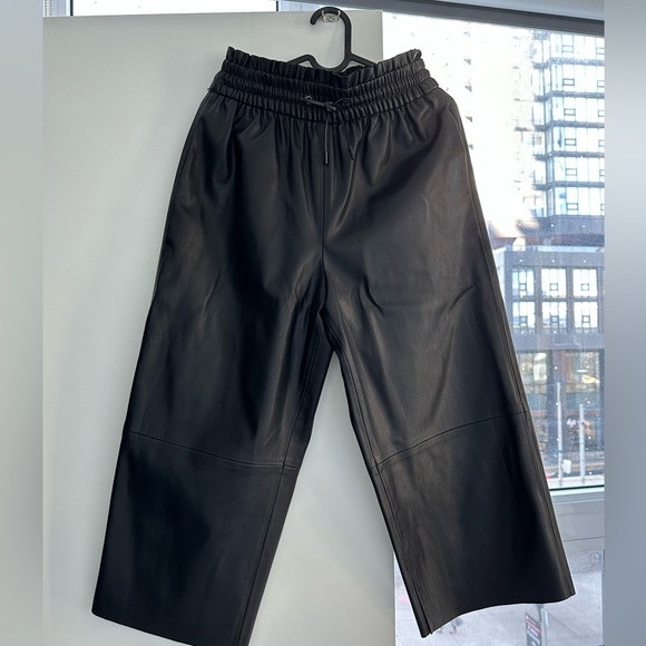 Zara Black Cropped Leather Pants - Picture 1 of 3